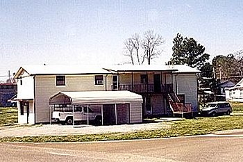 2 STORY, 5 UNIT APARTMENT COMPLEX